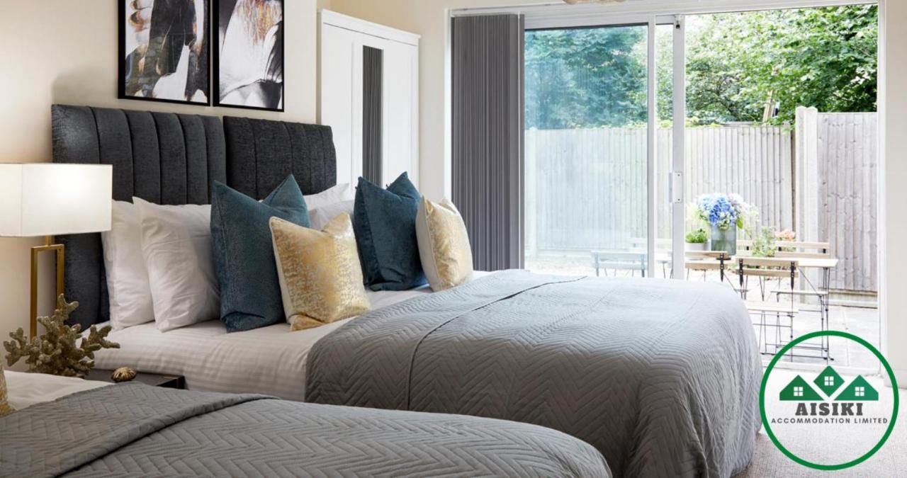 Aisiki Living At Alexandra Road, 2 Bedrooms & 2 Bathrooms With King Or Twin Beds And With Free Wi-Fi & Parking Watford  Exteriör bild