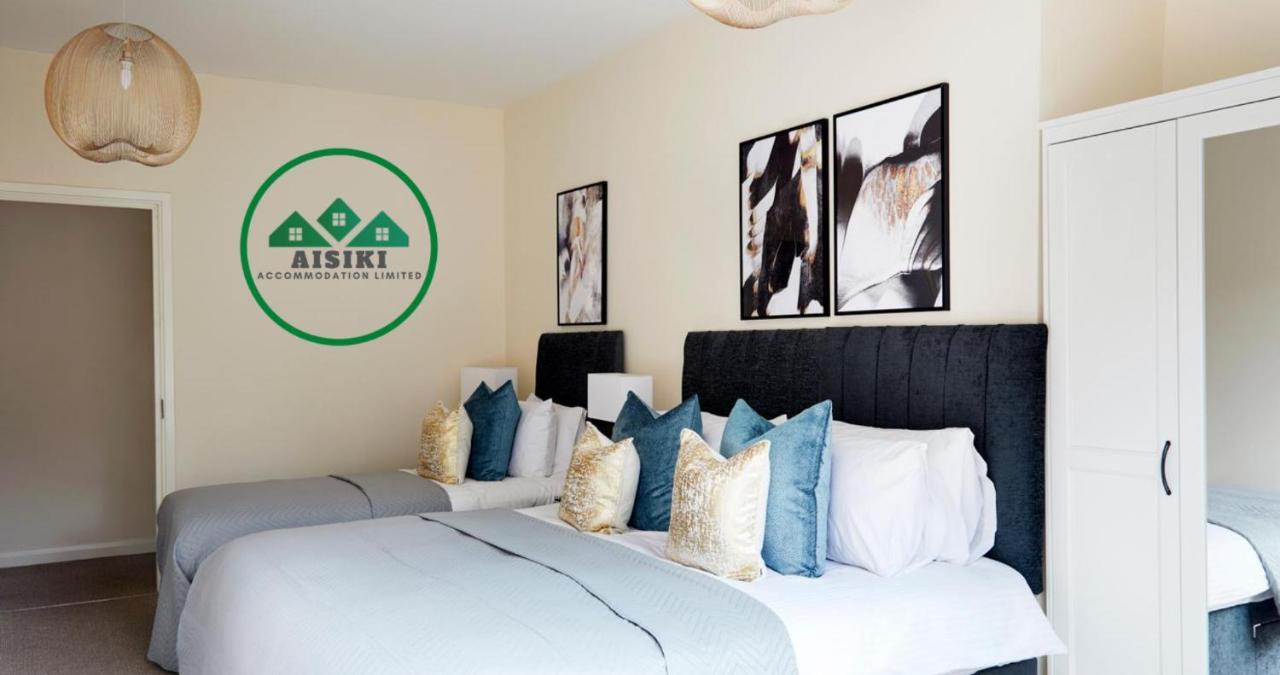 Aisiki Living At Alexandra Road, 2 Bedrooms & 2 Bathrooms With King Or Twin Beds And With Free Wi-Fi & Parking Watford  Exteriör bild