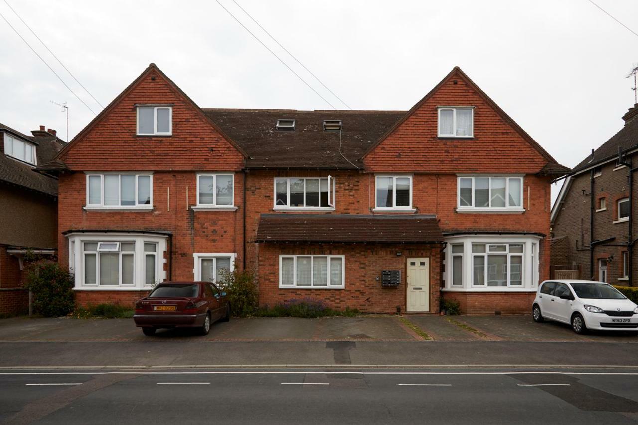 Aisiki Living At Alexandra Road, 2 Bedrooms & 2 Bathrooms With King Or Twin Beds And With Free Wi-Fi & Parking Watford  Exteriör bild