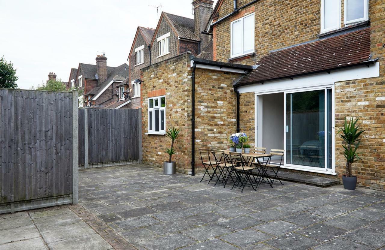 Aisiki Living At Alexandra Road, 2 Bedrooms & 2 Bathrooms With King Or Twin Beds And With Free Wi-Fi & Parking Watford  Exteriör bild